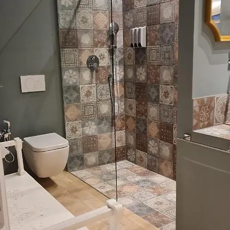 Medium Miramare Sogno Sul Mare Апартаменты *
