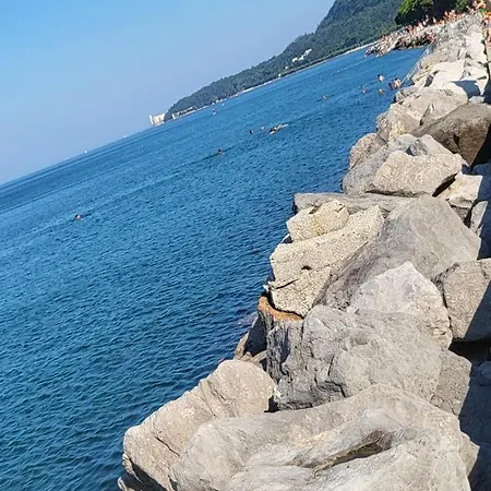 Medium Miramare Sogno Sul Mare Апартаменты Триест
