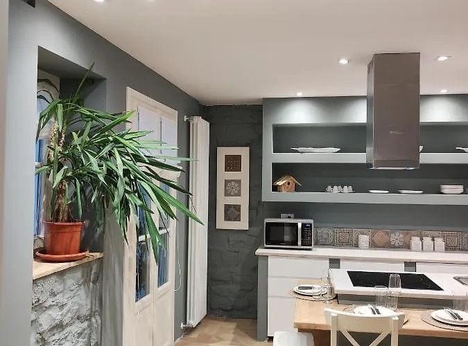 Medium Miramare Sogno Sul Mare * 트리에스테