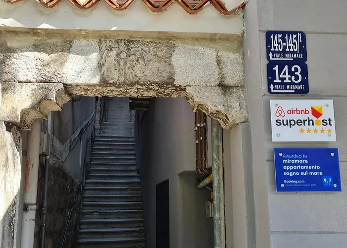 Medium Miramare Sogno Sul Mare 아파트